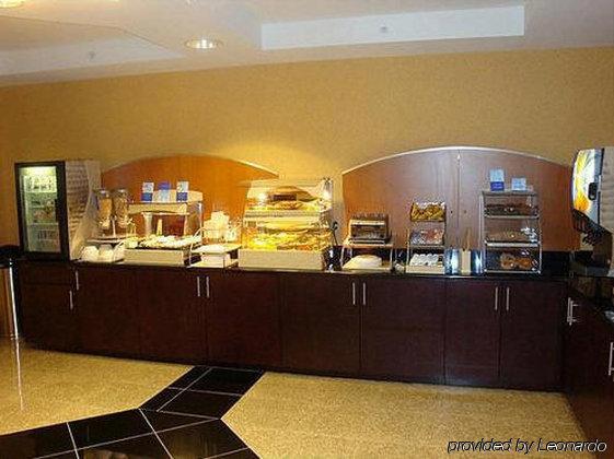 Holiday Inn Express & Suites Indianapolis - East, An Ihg Hotel Restaurant foto